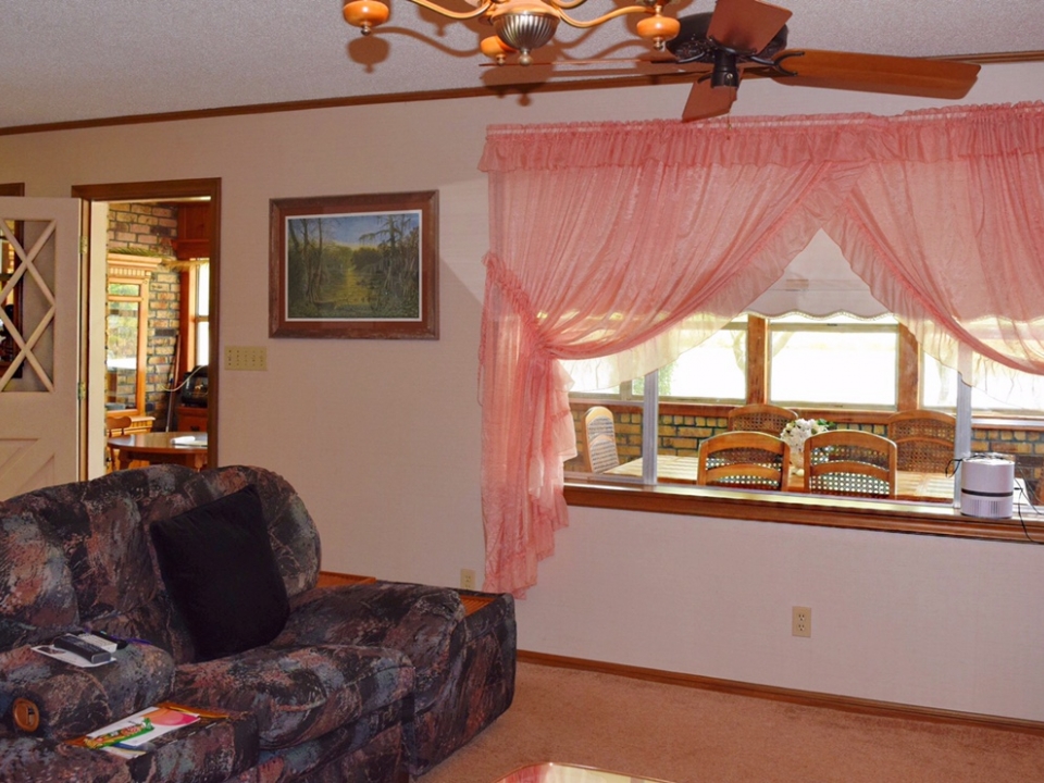 Property Details 4716 HWY 182 West Patterson 4716 Hwy 182 W